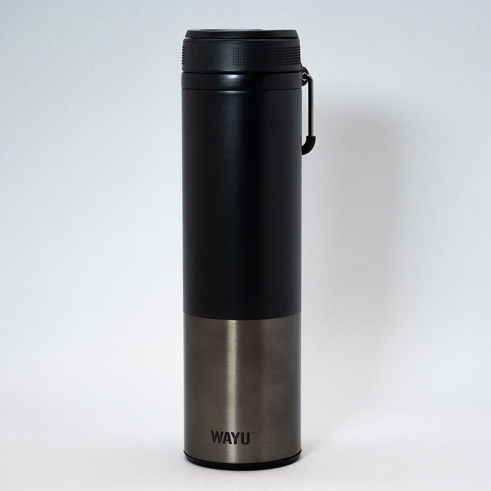 
                  
                    Botella 500 ml Insulada Black Wayu
                  
                